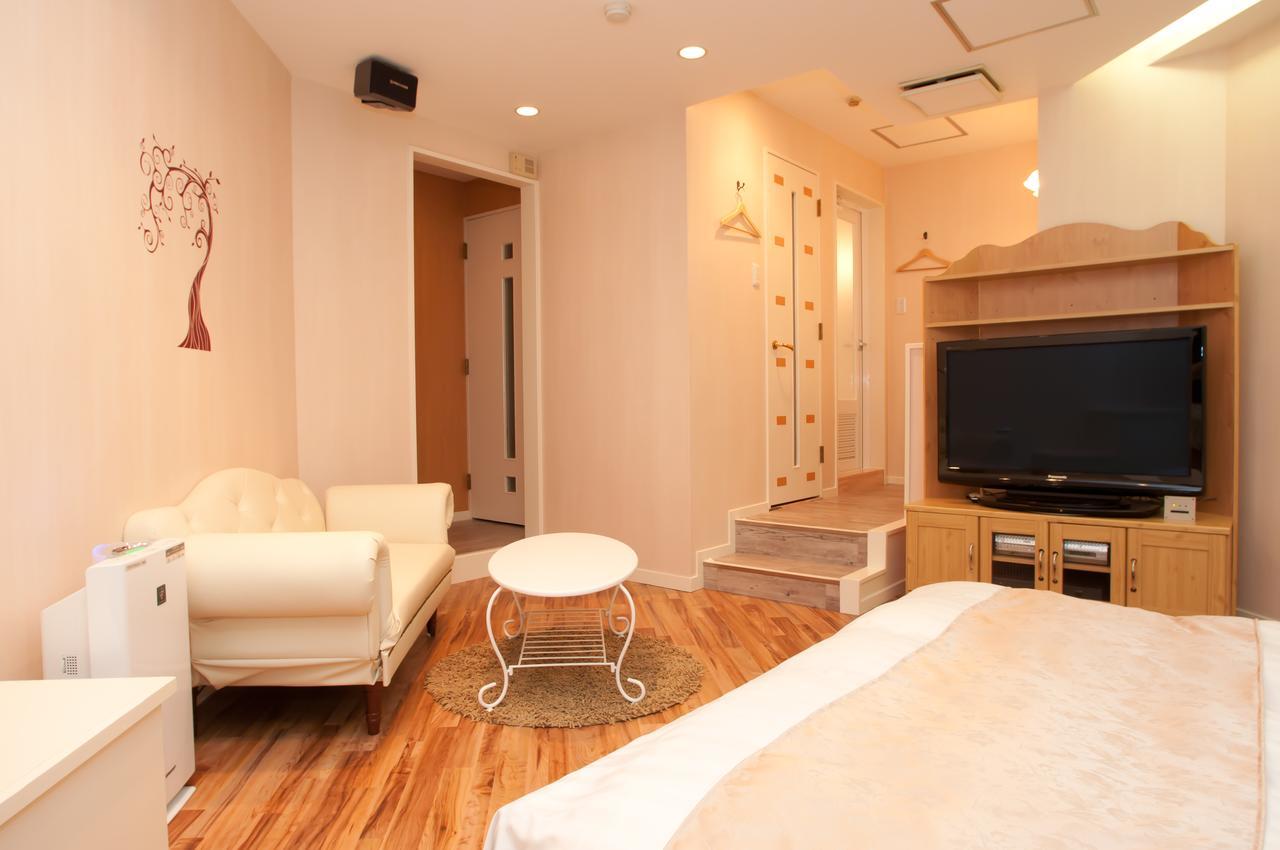 Hotel Mio (Adults Only) Fukui Bagian luar foto